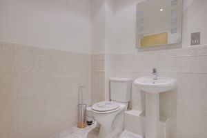 Bedroom One (En-Suite)- click for photo gallery